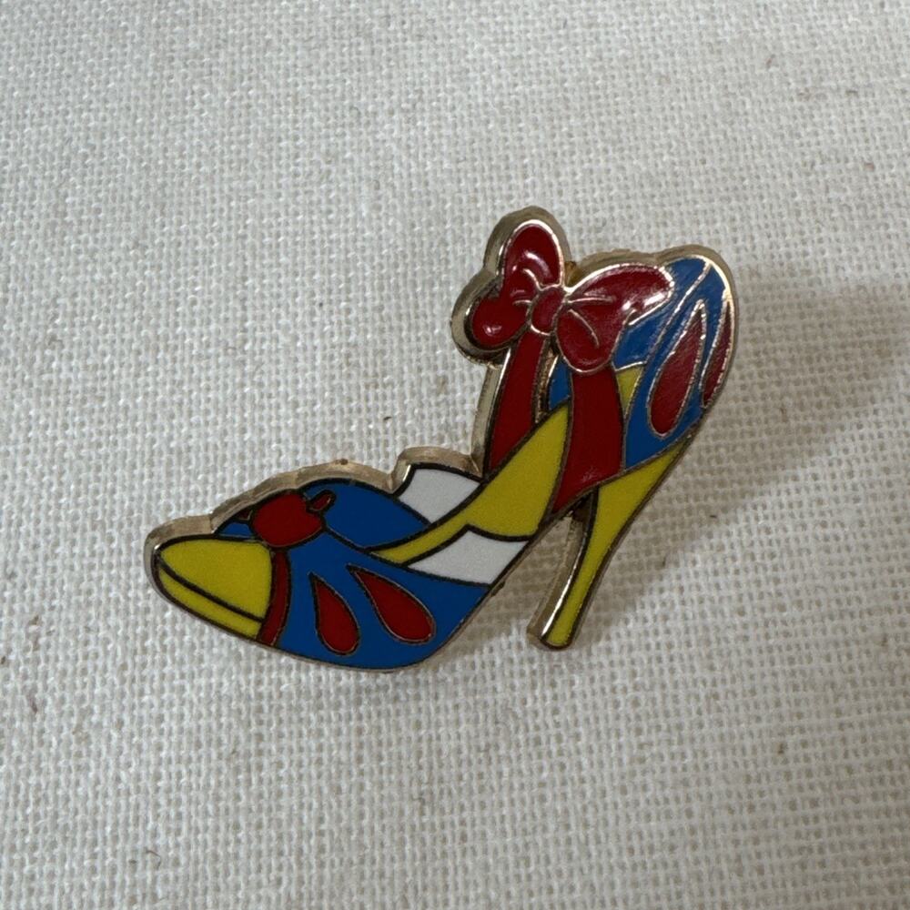 Disney Princess High Heels Pin Set Of 7 - Picture 12 of 16
